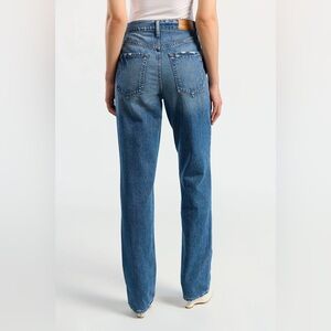 Cotton Citizen Kate Jean in Le Doux